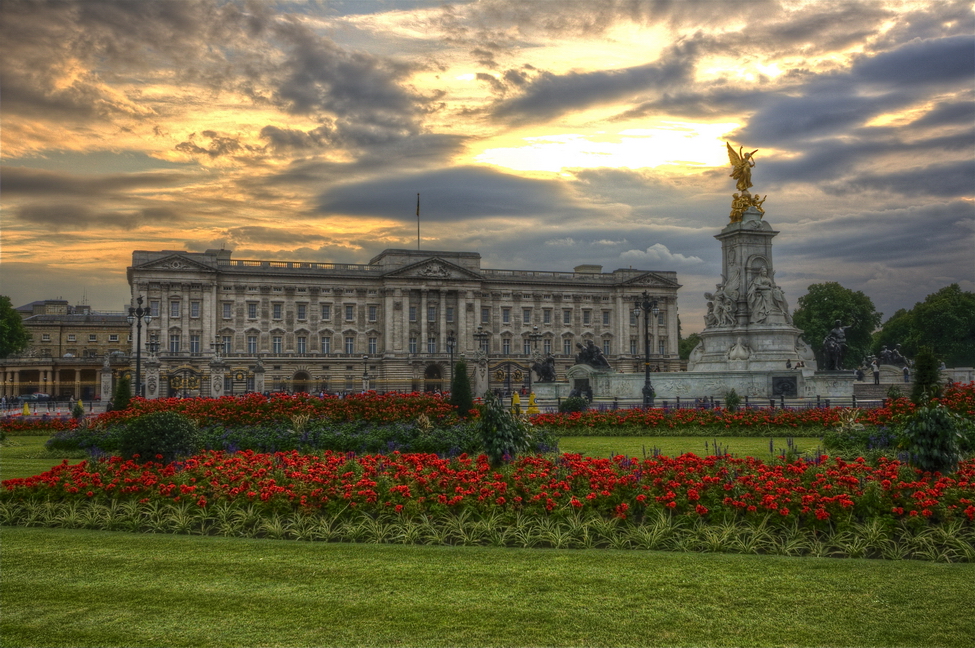 Buckingham Palace.jpg